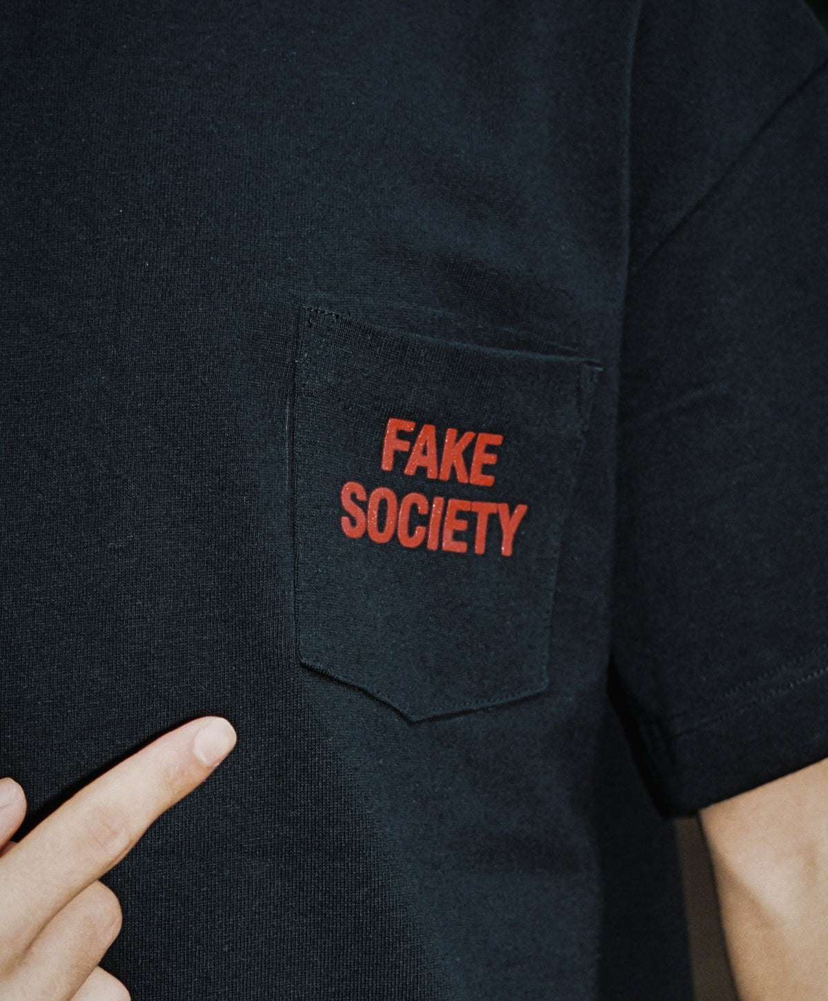 OFFONOFF POCKET SOCIETY TEE / BLACK