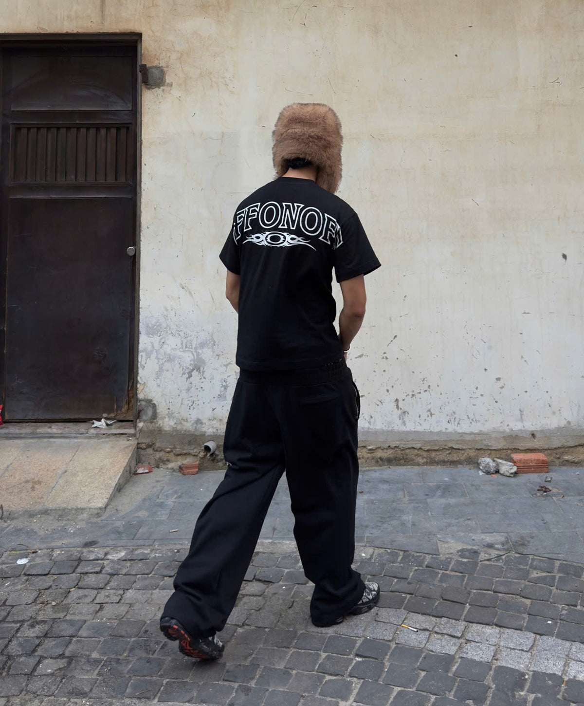 OFFONOFF OVB LOGO TEE / BLACK