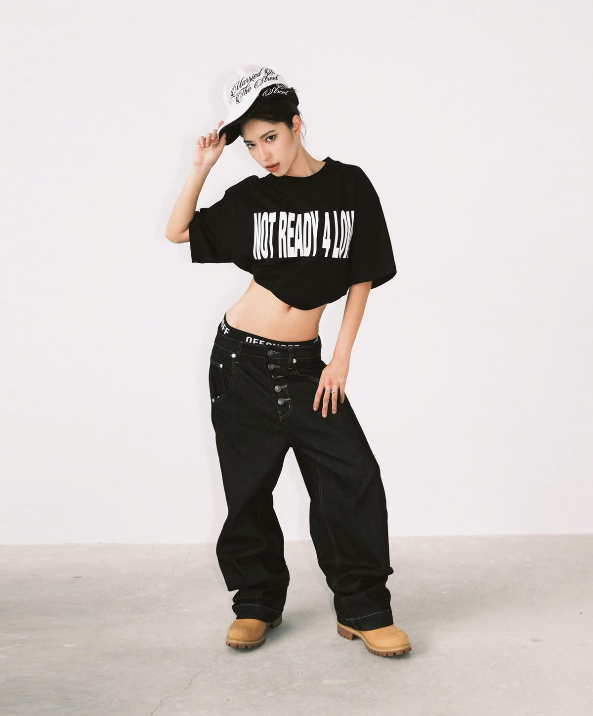 NOT READY 4 LOVE / BLACK