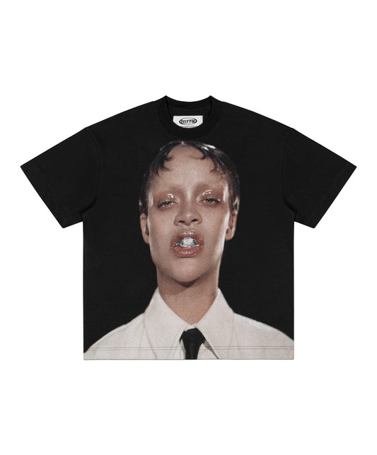 RIHANA OVERSIZE TSHIRT