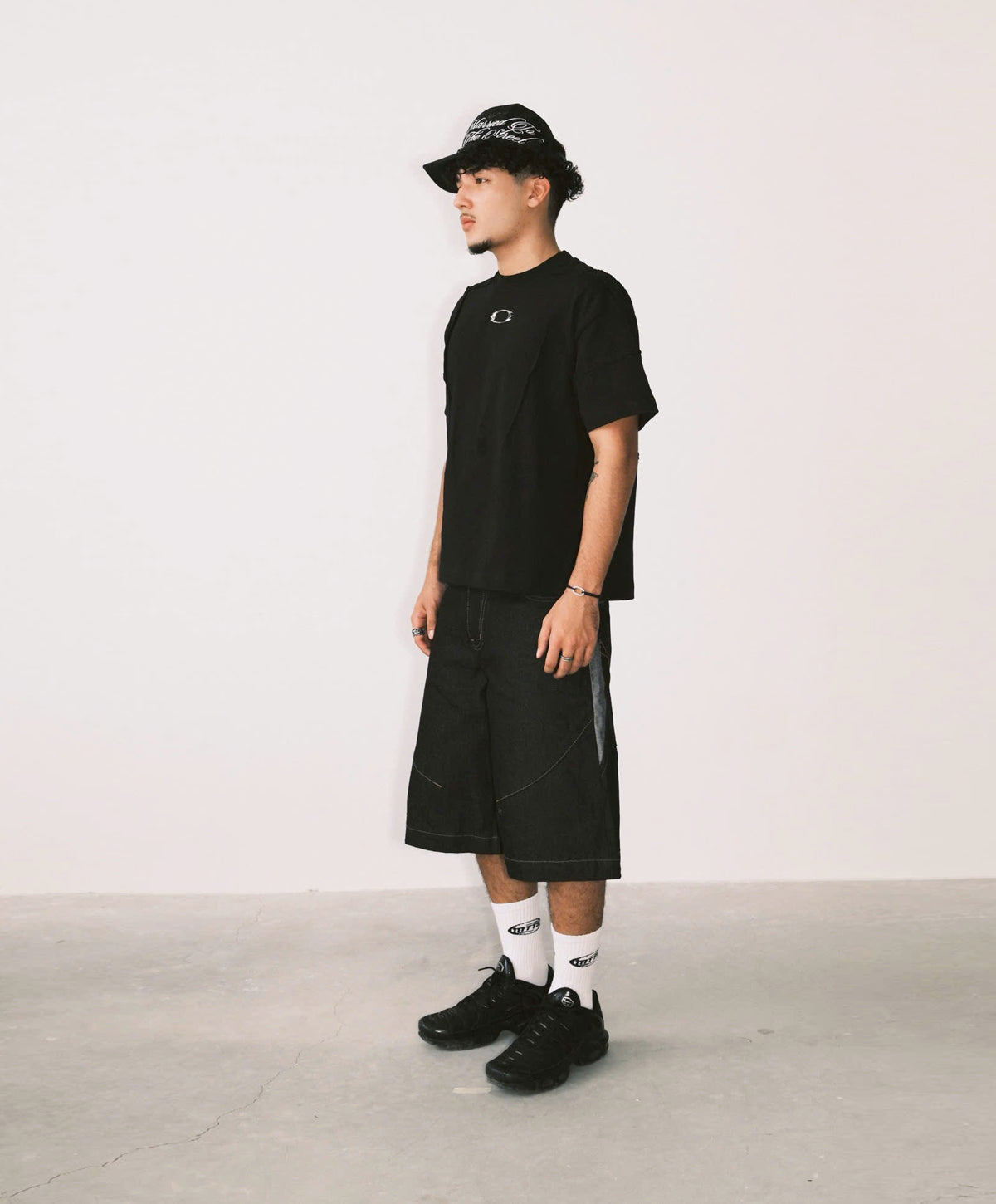 OFFONOFF RAW DENIM JORT