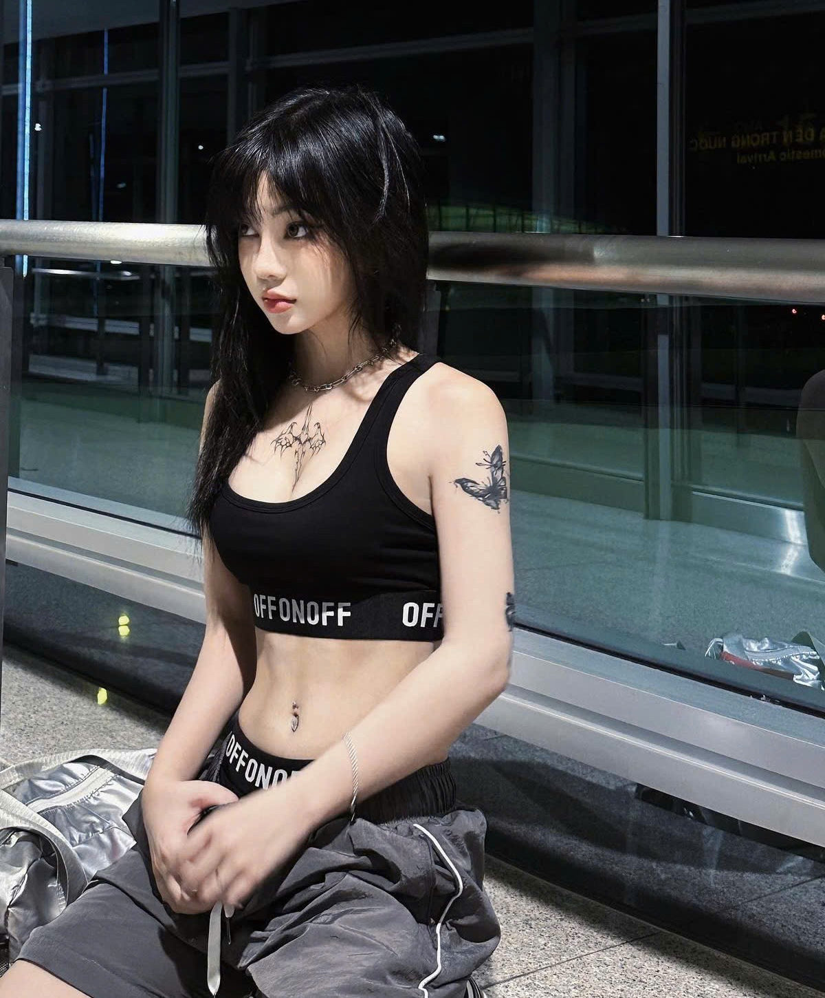 OFFONOFF THONG [ black ]