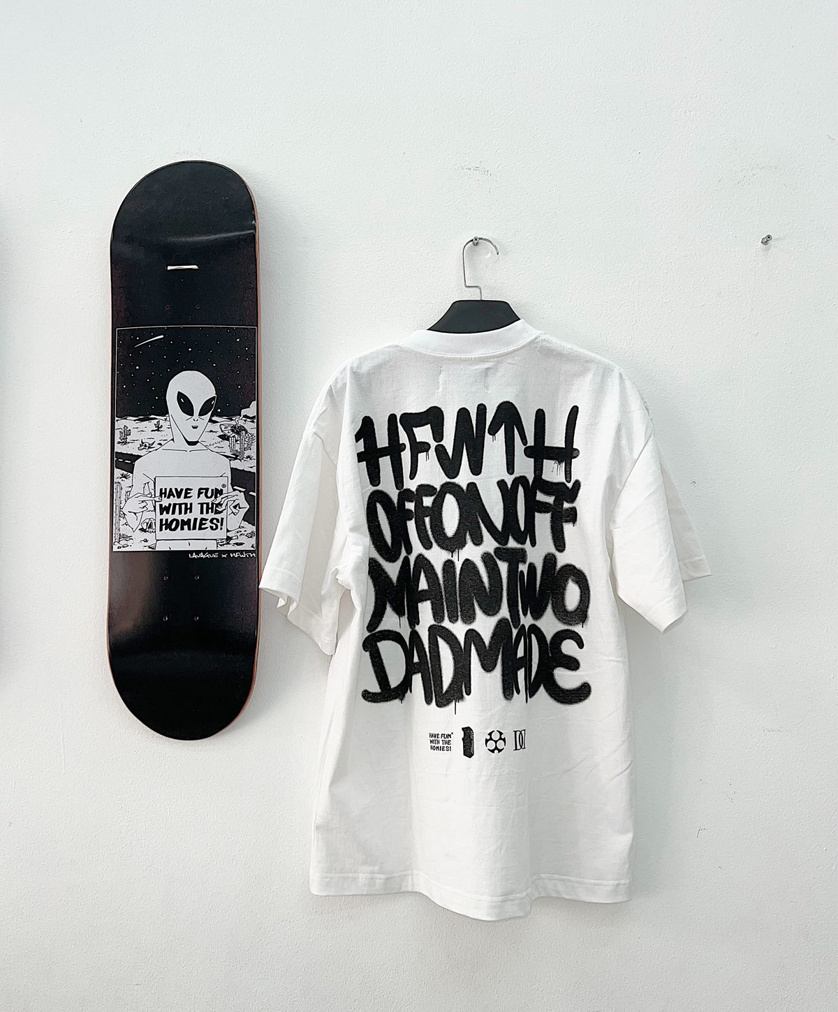 GOOD FRIENDS ONLY TEE / WHITE