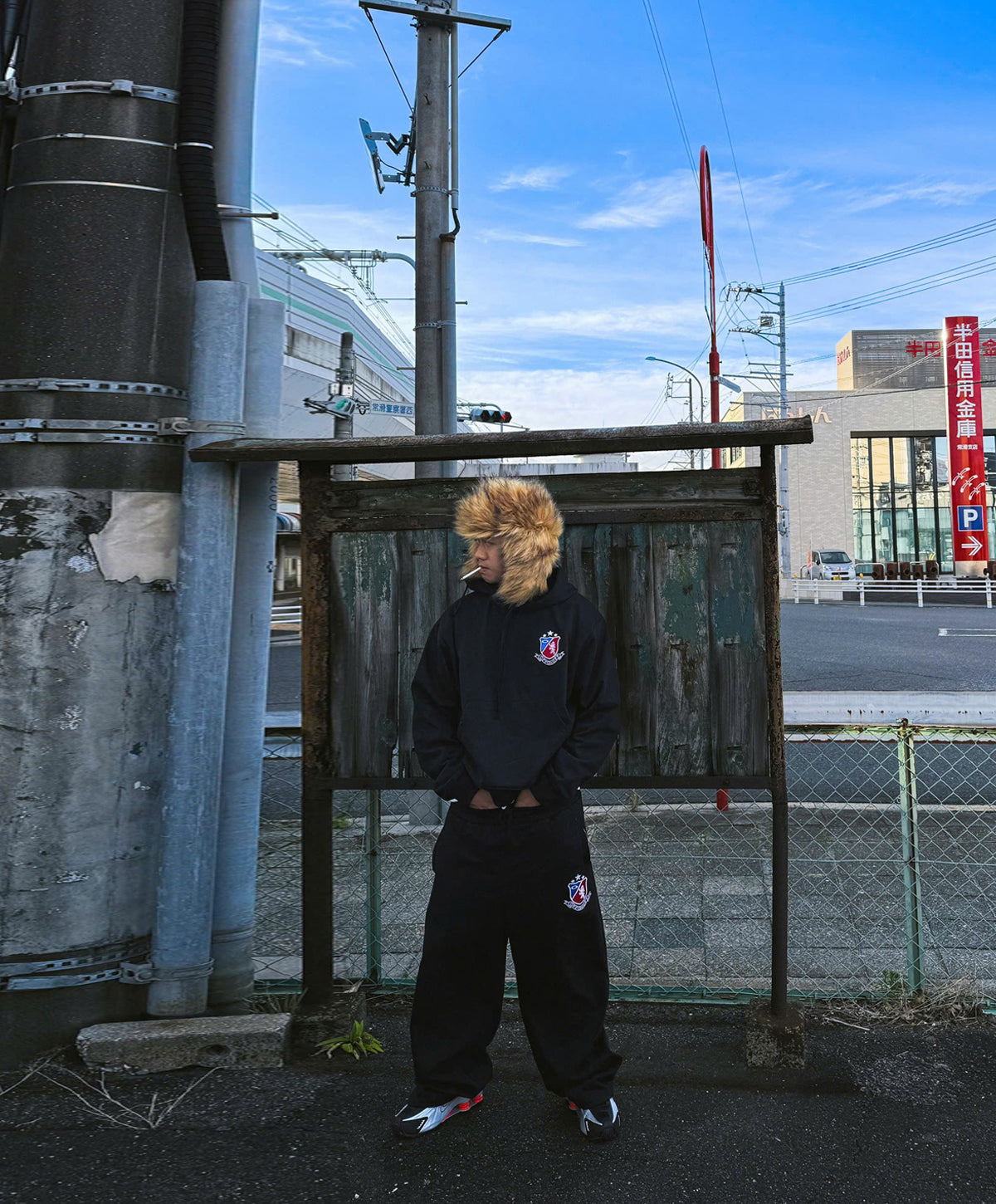 SUPERIOR RY LOGO HOODIE / BLACK